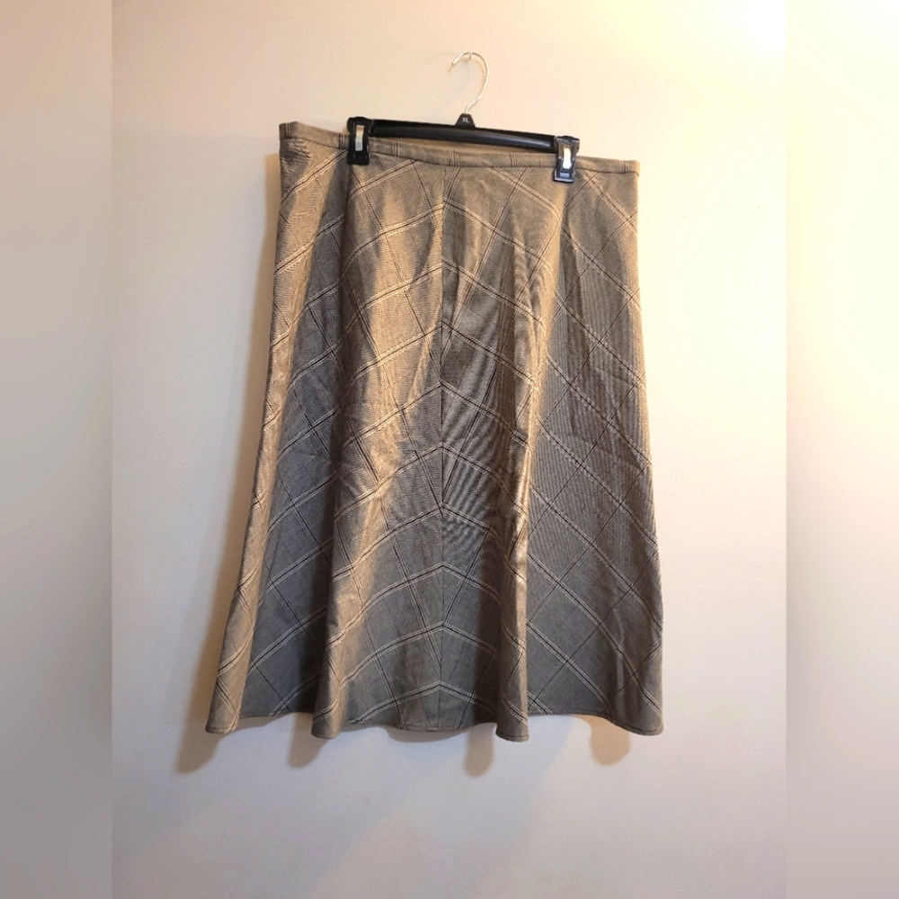 Plaid Skirt- Size 16